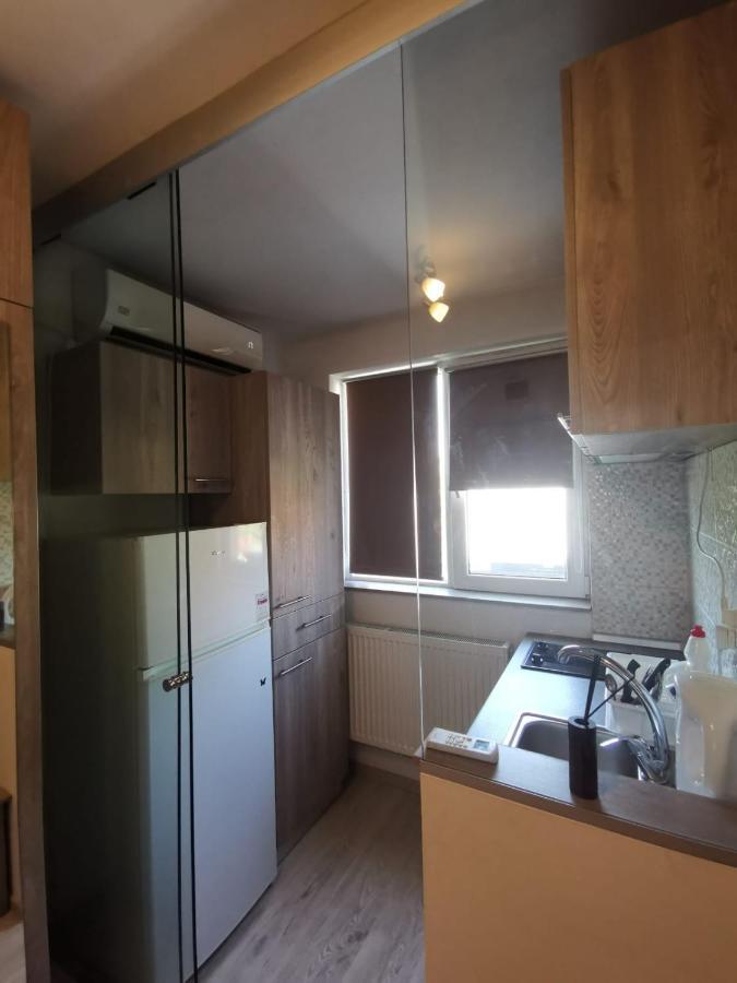 Holidays Inn Studio Bukurešť Exteriér fotografie
